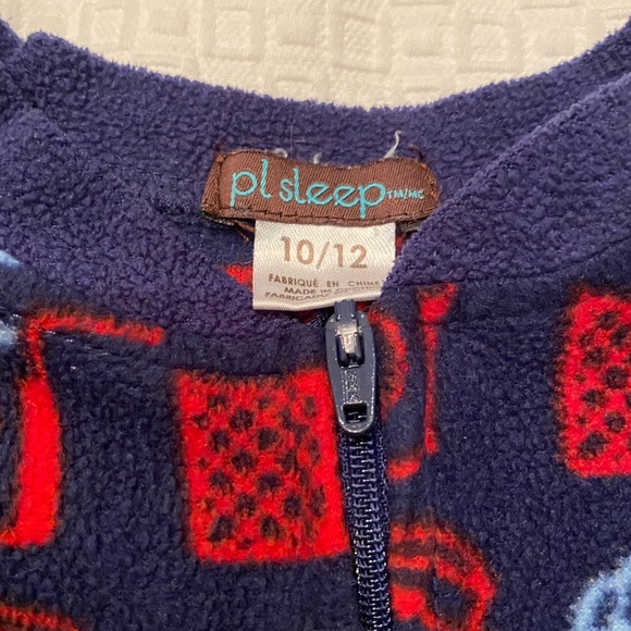 2/$30 Fleece Hockey Onesies (Set of 2) - Picture 6 of 6